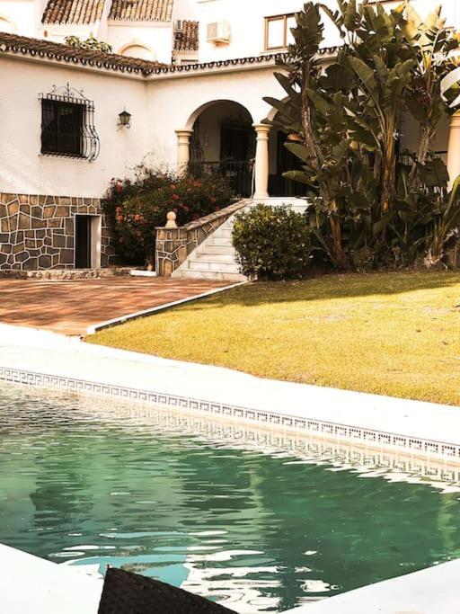 Villa Santa Cristina Cerca Del Mar Marbella Buitenkant foto